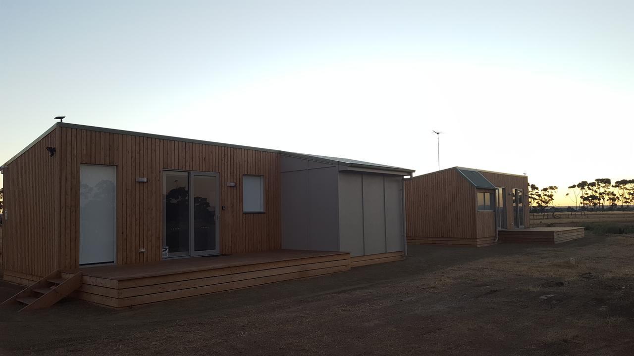Lara Lodge Bagian luar foto